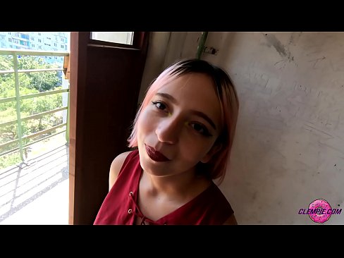 ❤️ Student Sensual siše stranca u zaleđu - sperma mu na licu ️ Porno kod nas ﹏
